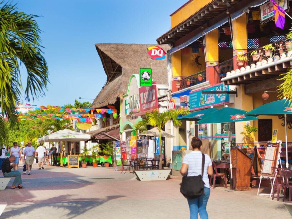 Walking down 5th Avenue in Playa del Carmen