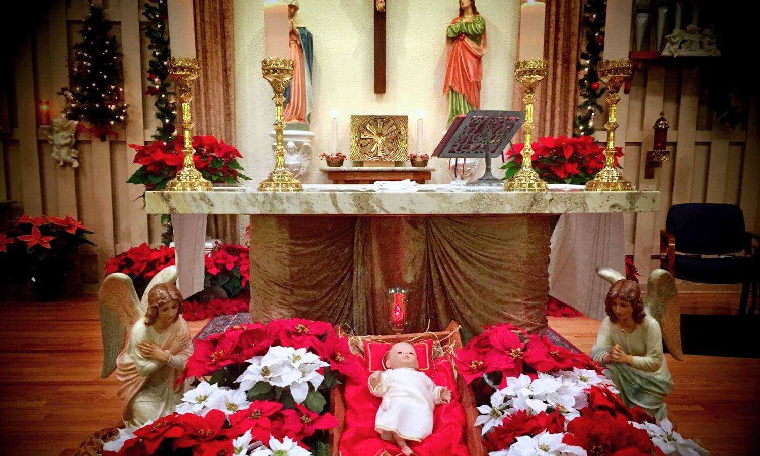 Midnight Mass decorations for Christmas in a Mexican Church.