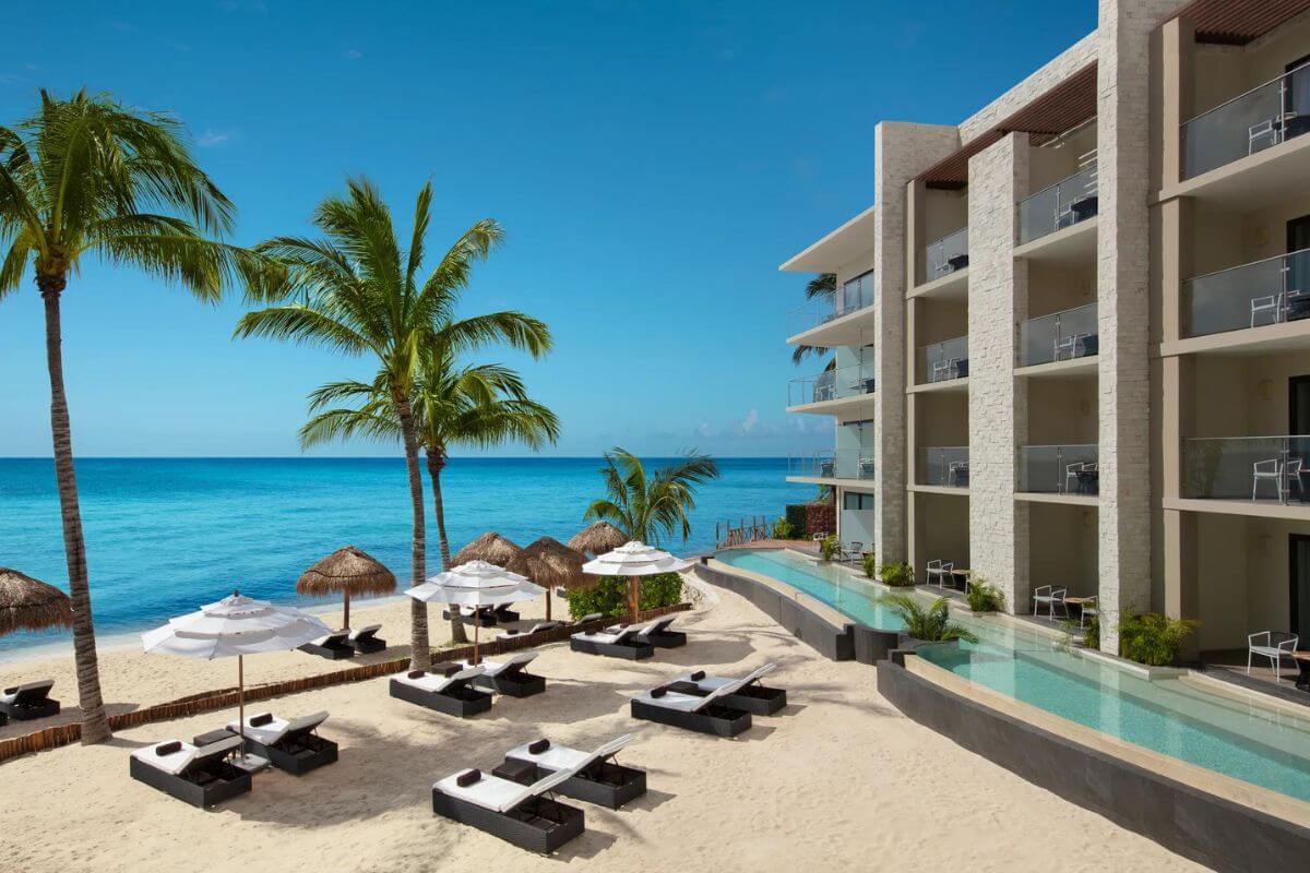 The 21 Best Resorts in Cozumel, Mexico for Travel in 2026