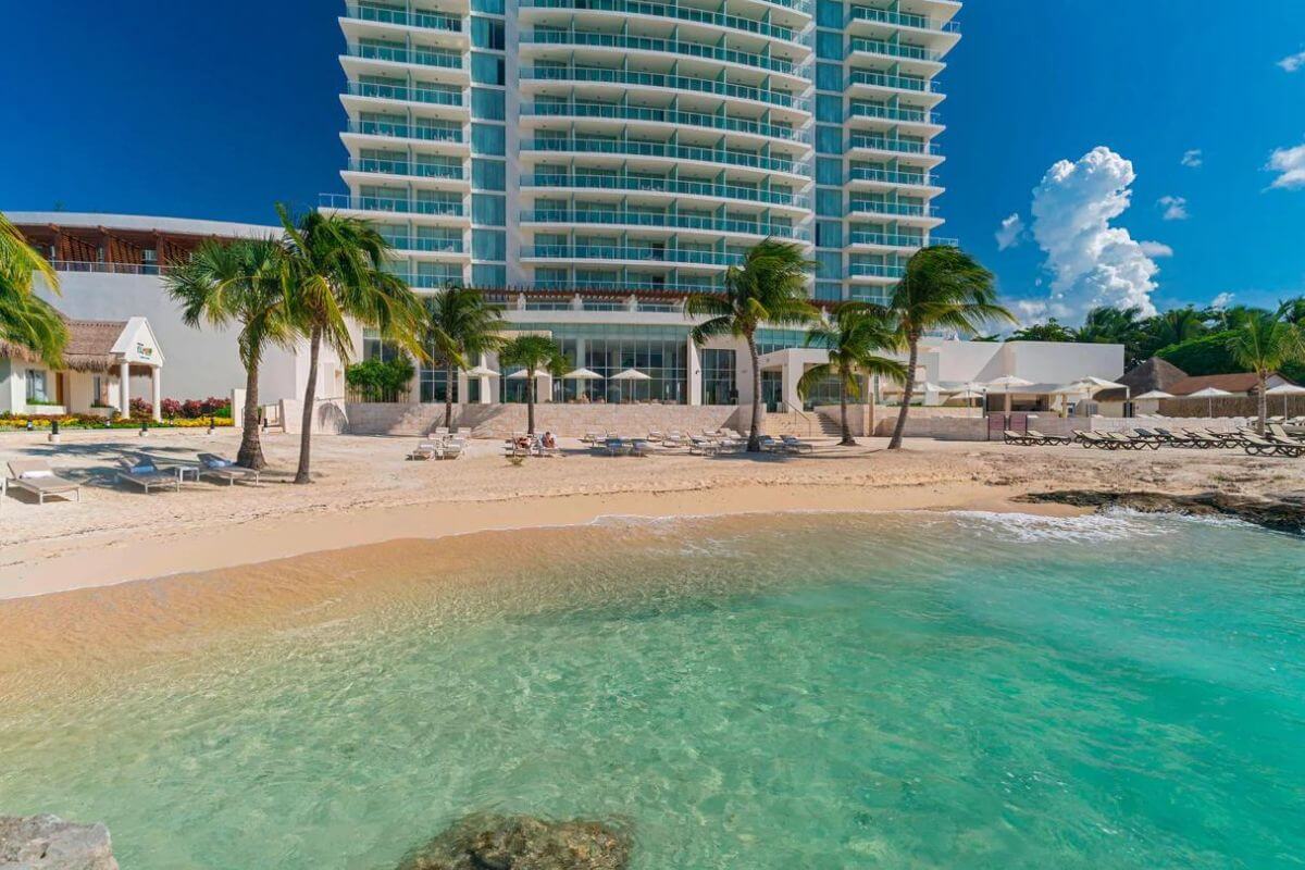 Looking from the ocean back across the beach towards The Westin hotel, Cozumel