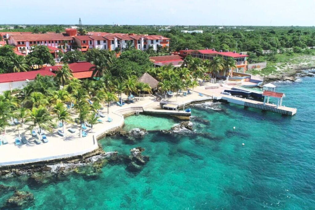 The 21 Best Resorts in Cozumel, Mexico for Travel in 2026