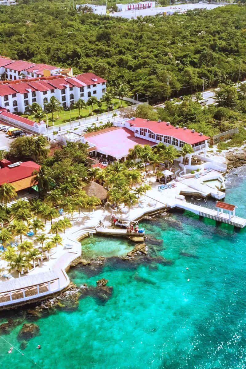 A view of the Wyndham Cozumel from above the ocean.
