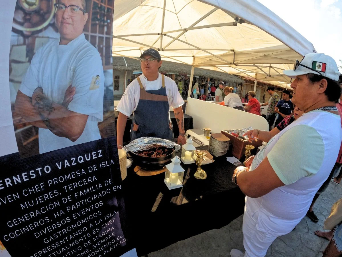 Festival Gastronomico Del Caribe 2024 (11) Ernesto vazquez, a prominent chef from isla mujeres, at his stall in the festival gastronomico del caribe, in puerto morelos.