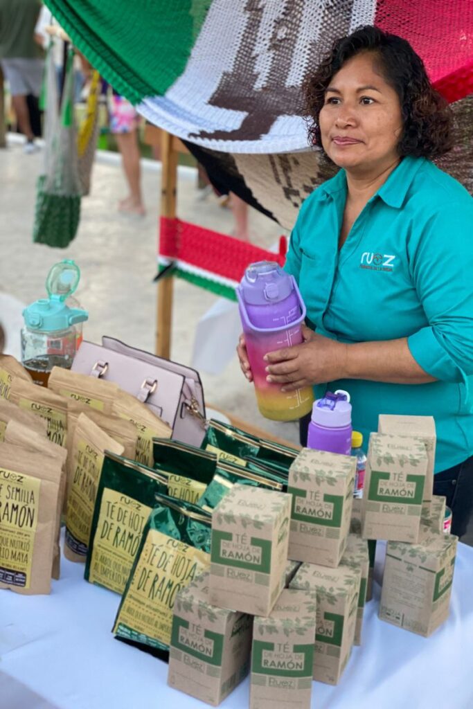 Different teas being sold in the market.
