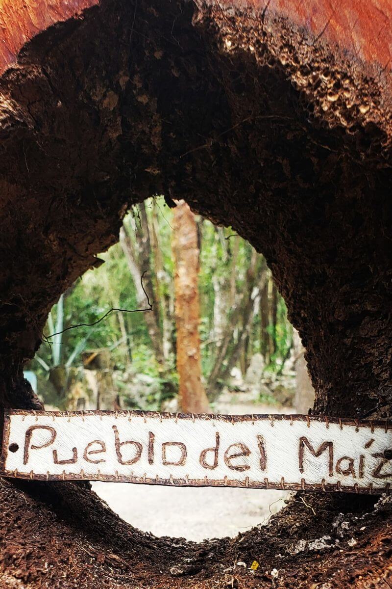 Pueblo del Maiz entrance